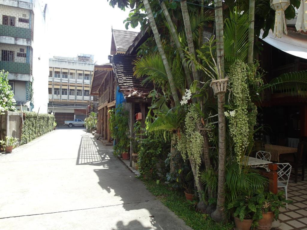 Tawan Court Hotell Chiang Mai Eksteriør bilde