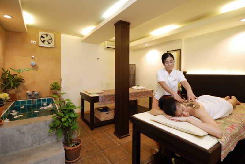 Tawan Court Hotell Chiang Mai Eksteriør bilde